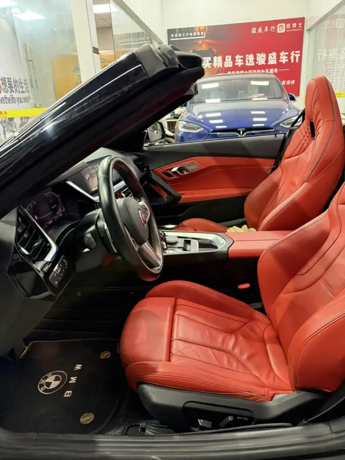 BMW Z4 2022 Model sDrive 25i M Sports Set – фото 9