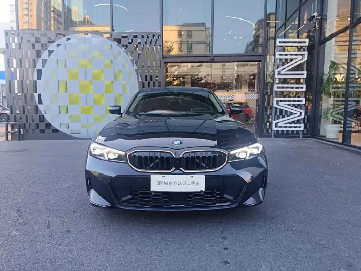 BMW 3 Series 2025 Model 330Li M Sports Night Set – фото 2