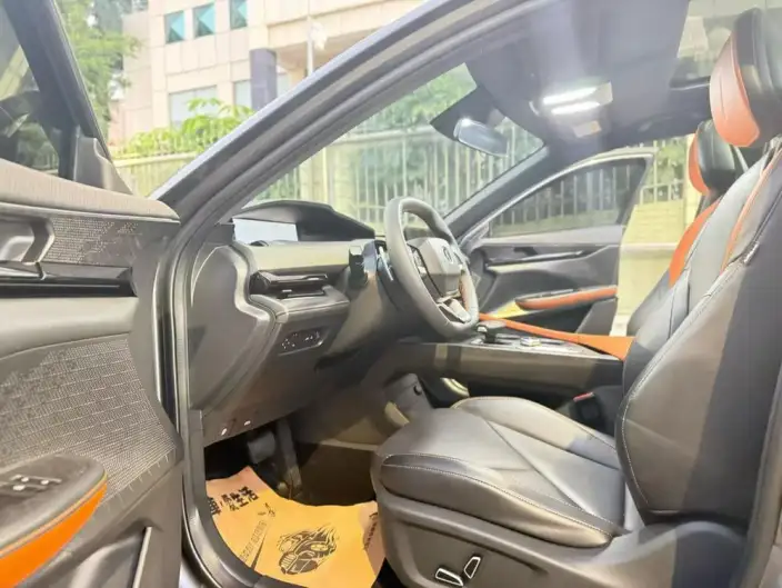 Changan UNI-V 2022 Model 1.5T Noble Model – фото 8