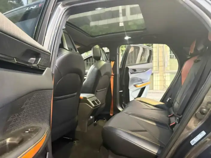 Changan UNI-V 2022 Model 1.5T Noble Model – фото 9