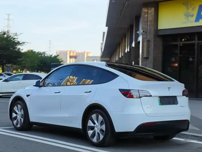 Model Y 2022 Model Facelift Rear-wheel drive version – фото 4