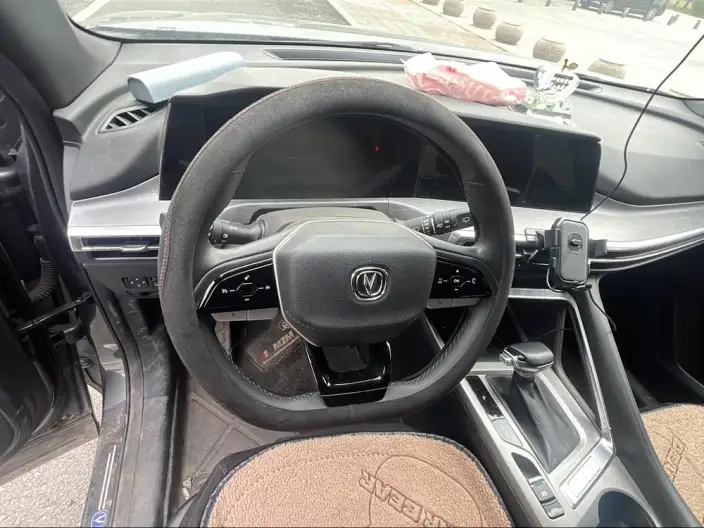 Changan CS35 PLUS 2023 Model Changxiang Edition Blue whale NE 1.4T DCT Luxury Model – фото 7