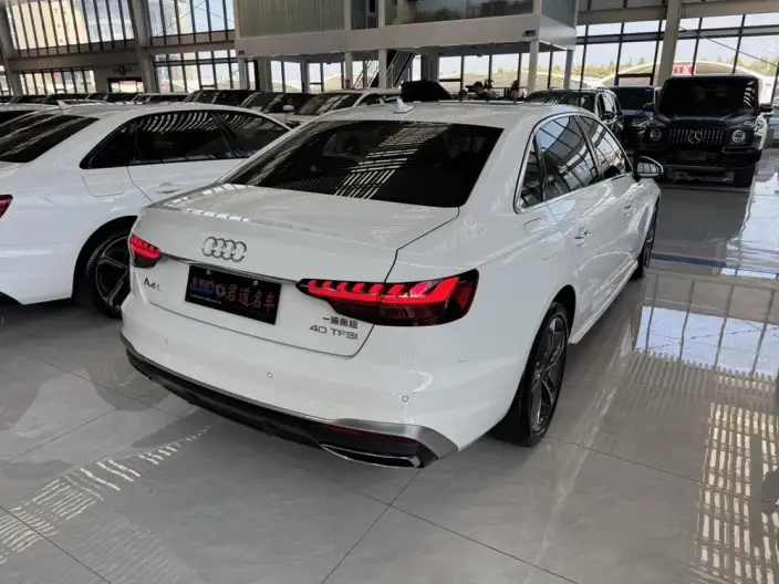 Audi A4 L 2022 Model 40 TFSI Fashion Dynamic Model – фото 5