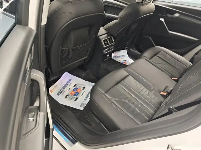 Audi Q5L 2022 Model Facelift 40T Luxury Dynamic Model – фото 10