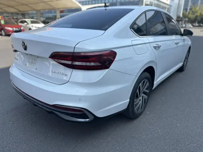 Volkswagen Lavida 2024 Model 1.5L Automatic Starry Sky Five Million Edition – фото 6