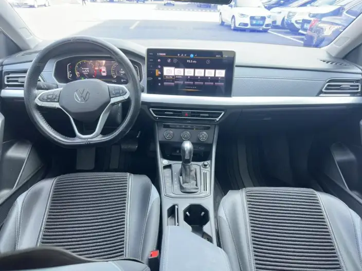 Volkswagen Lavida 2024 Model 1.5L Automatic Starry Sky Five Million Edition – фото 10