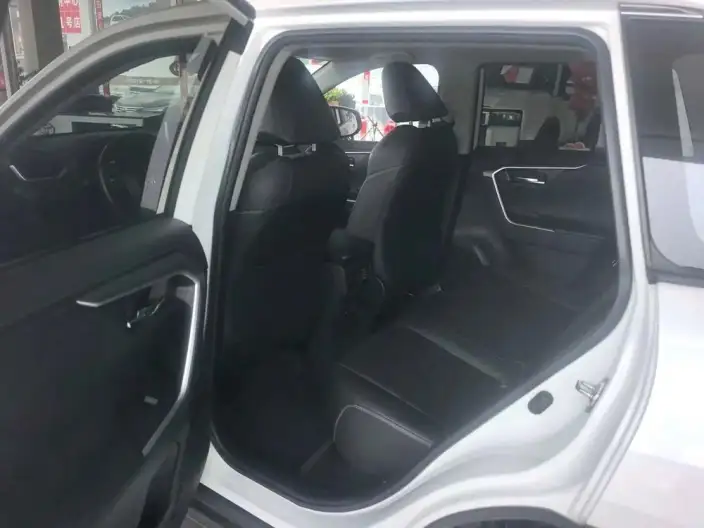 Toyota RAV4 2022 Model 2.0L CVT 2WD Fashion PLUS Edition – фото 8
