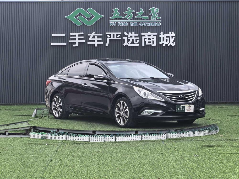 Hyundai Sonata 8th Gen 2013 модификация 2.4L автоматическое Premium Edition National V – фото 3