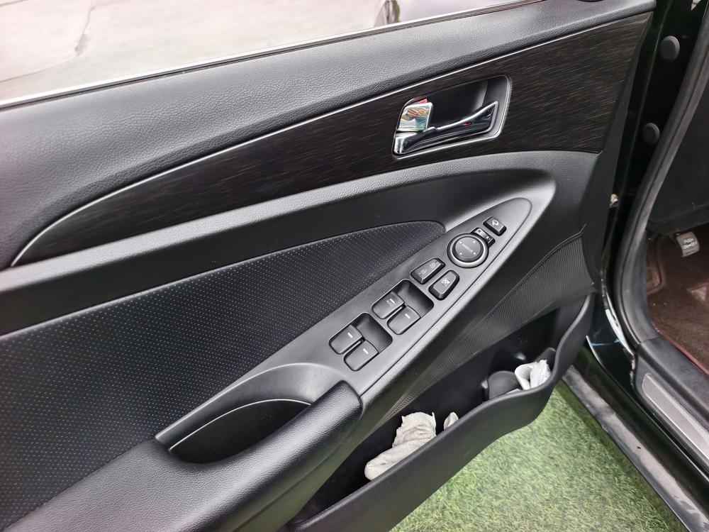 Hyundai Sonata 8th Gen 2013 модификация 2.4L автоматическое Premium Edition National V – фото 21