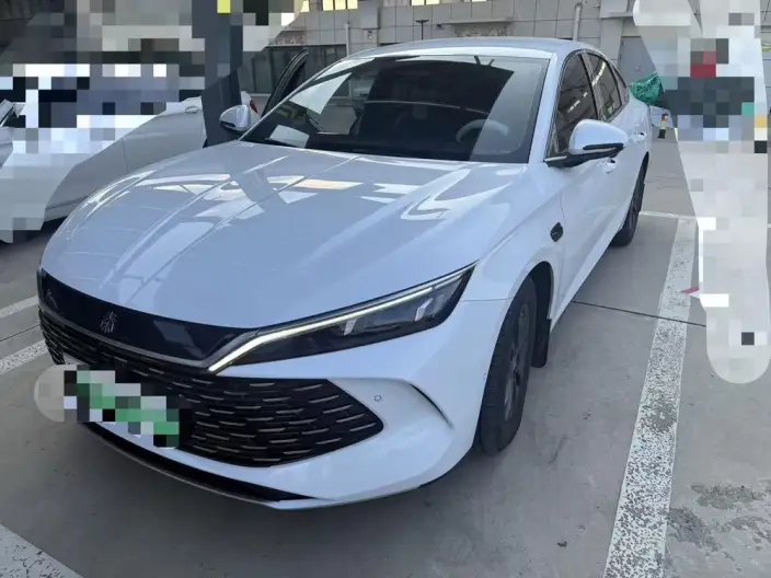 QinL DM 2025 Model Smart Driving Edition DM-i 120KM Leading Model – фото 1