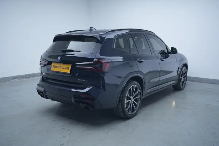 BMW X3 2023 Model xDrive30i Leading Model M Night Set – фото 7