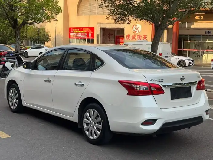 Nissan Sylphy 2021 Model Classic 1.6 XL CVT Deluxe Edition