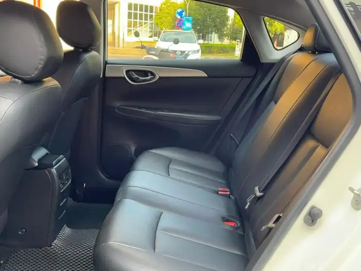 Nissan Sylphy 2021 Model Classic 1.6 XL CVT Deluxe Edition – фото 9