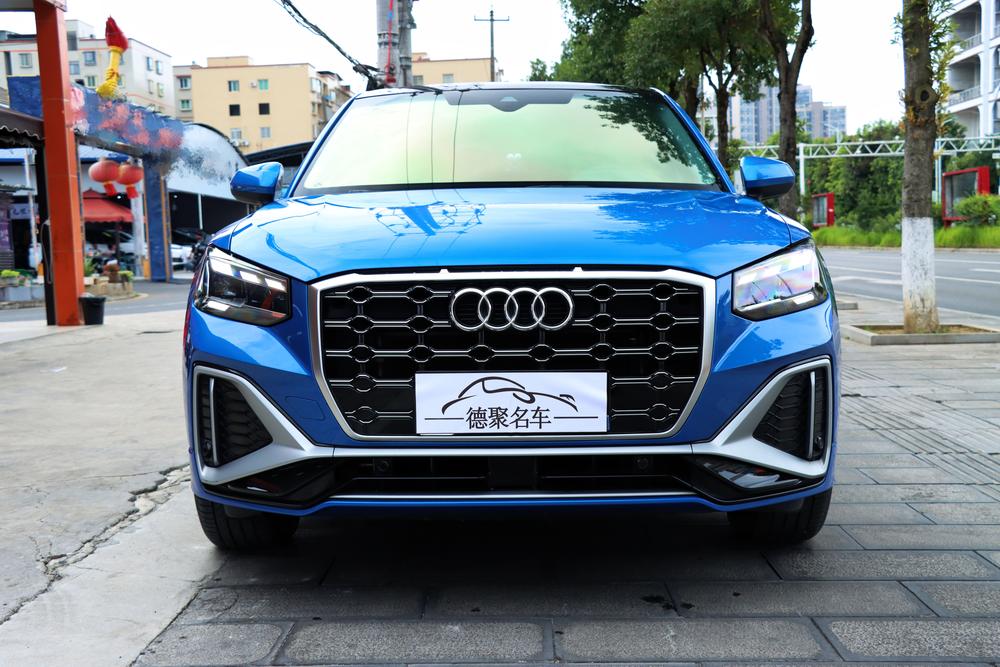 AUDI Q2L Модель 2021 года 35TFSI Luxury Dynamic – фото 2