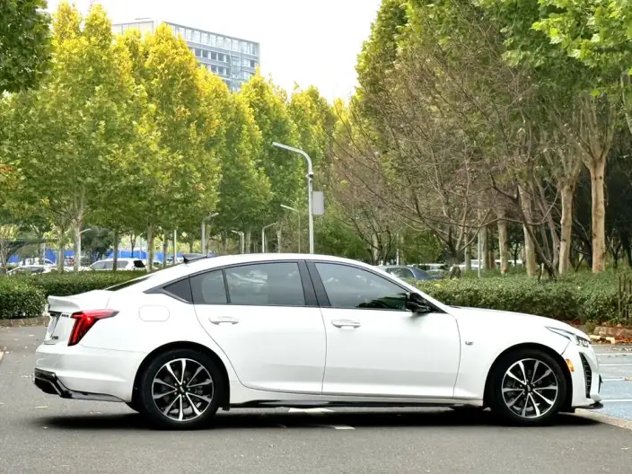 Cadillac CT5 2022 Model 28T Luxury Model – фото 7