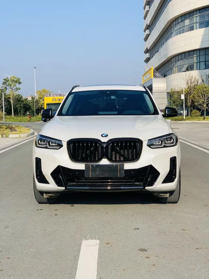 BMW X3 2023 Model xDrive30i Exclusive Model M Night Set – фото 2