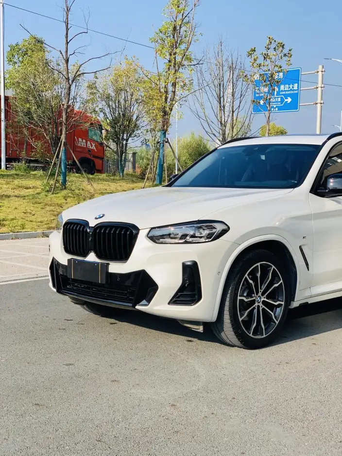 BMW X3 2023 Model xDrive30i Exclusive Model M Night Set – фото 9