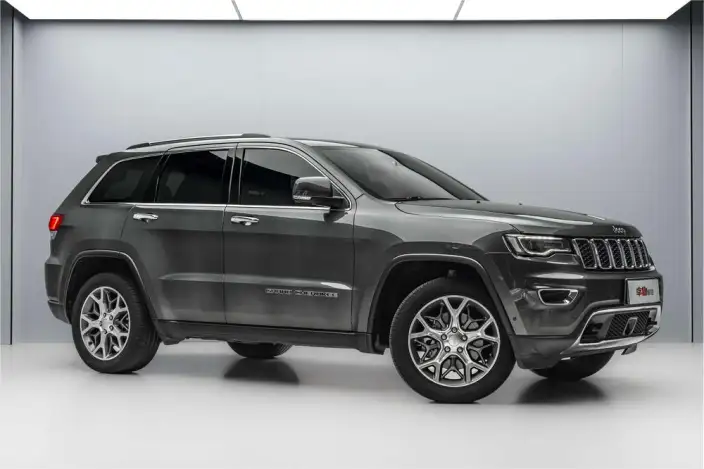Jeep Grand Cherokee Imported 2021 Model 3.0L 80th Anniversary Memorial Edition – фото 3