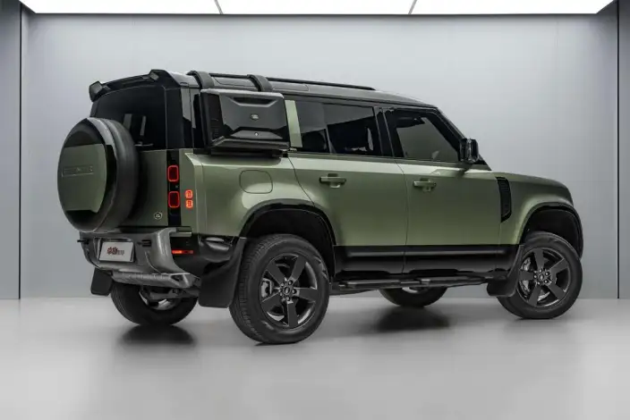 Land Rover Defender 2023 Model Facelift 110 P400 X-Dynamic HSE – фото 7