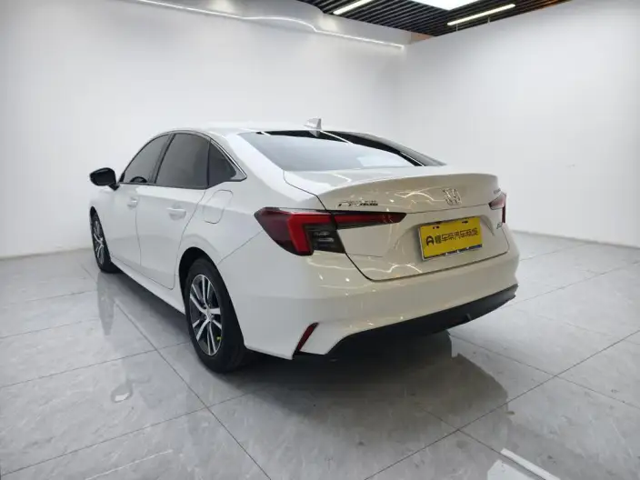 Model Ge 2023 Model 240TURBO CVT Technology Edition – фото 5