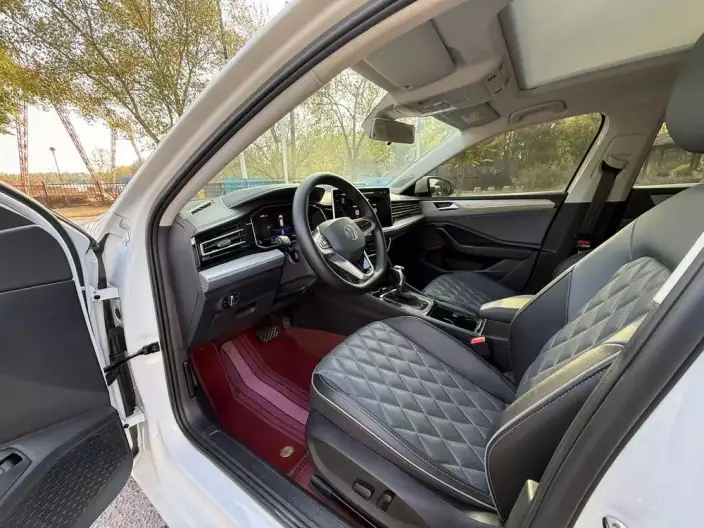 Volkswagen Sagitar 2024 Model 300TSI DSG Beyond Edition – фото 8