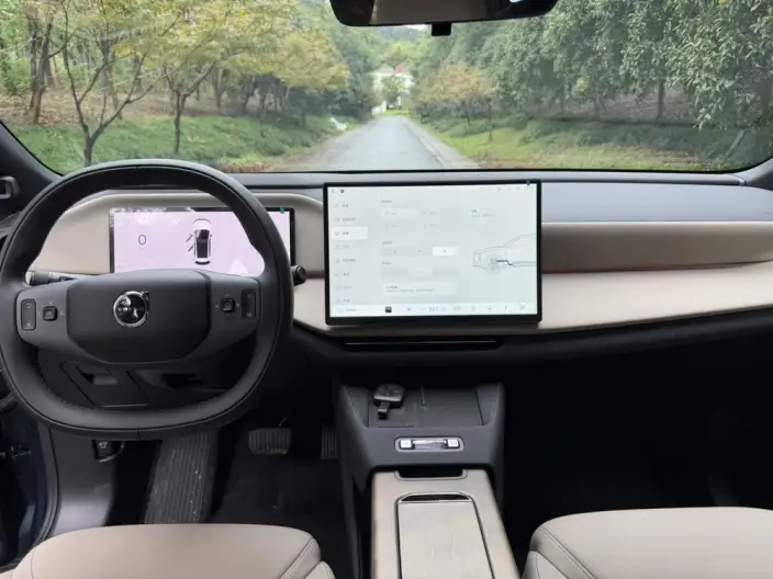 Volvo XC70 2026 Model 4WD Ultra-long Endurance Core – фото 8