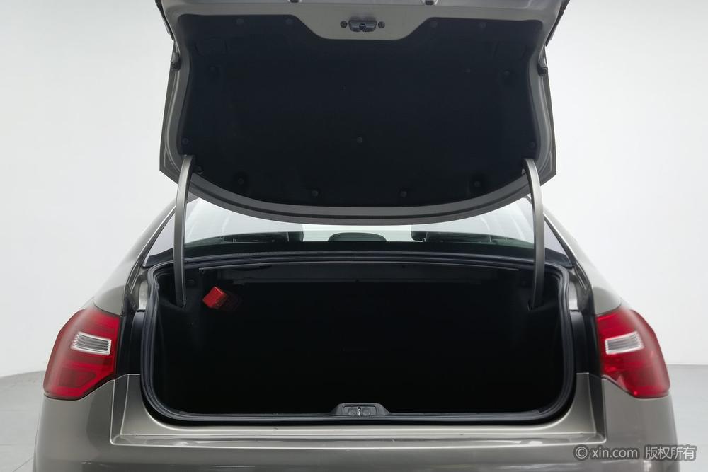 Citroën C5 2014 2.0L Automatic Premium – фото 22