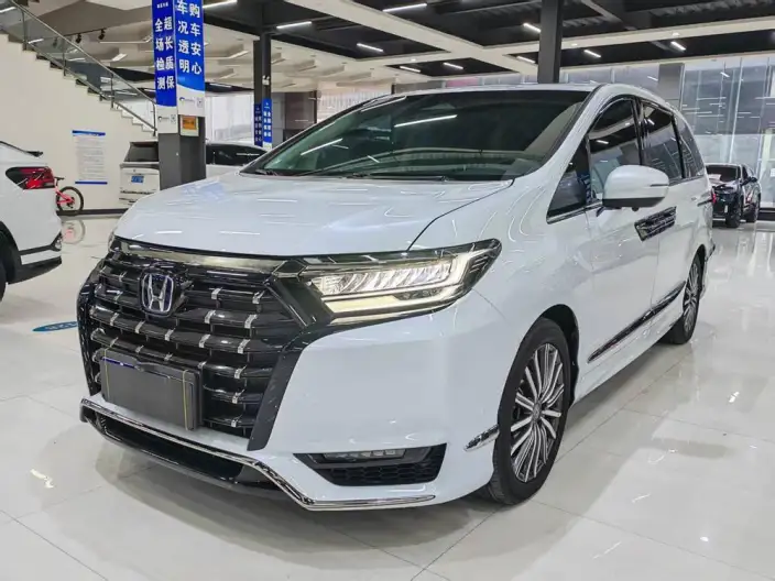 Honda Elysion 2024 Model 2.0L e:HEV Deluxe Edition – фото 1