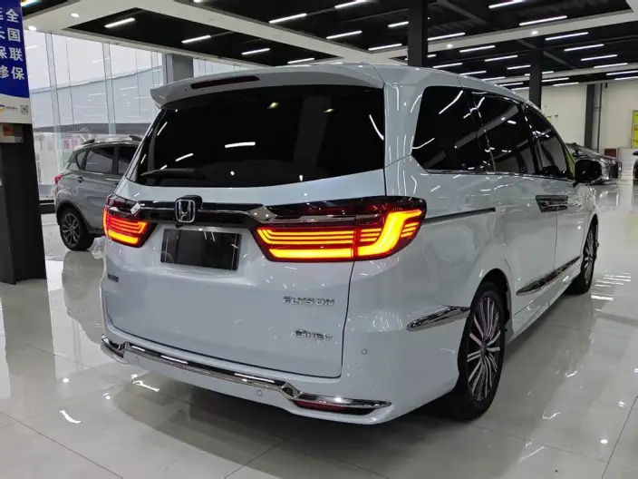 Honda Elysion 2024 Model 2.0L e:HEV Deluxe Edition – фото 6