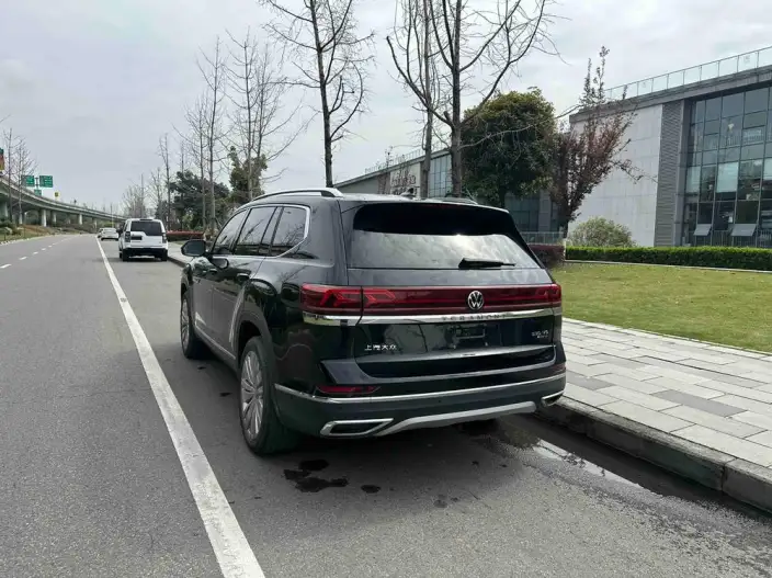 Volkswagen Teramont 2023 Model 530 V6 4WD Respect Ultimate Edition – фото 4
