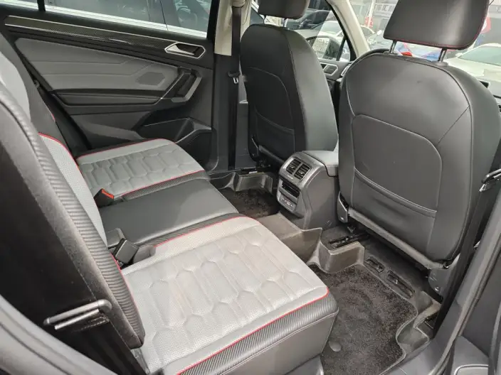 Volkswagen Tiguan L 2022 Model 330TSI Automatic 2WD R-Line Ultimate Edition – фото 10