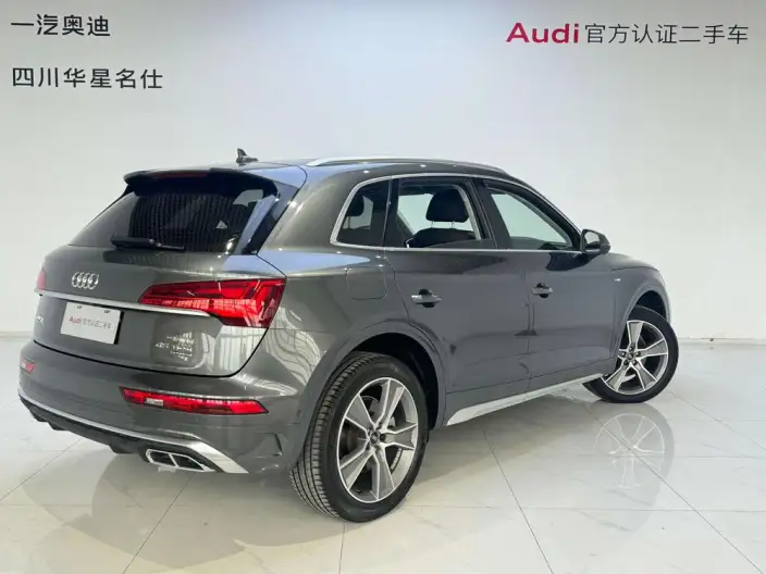 Audi Q5L 2022 Model 45T Luxury Dynamic Model – фото 4