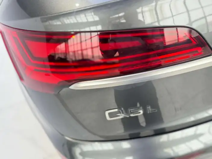 Audi Q5L 2022 Model 45T Luxury Dynamic Model – фото 8