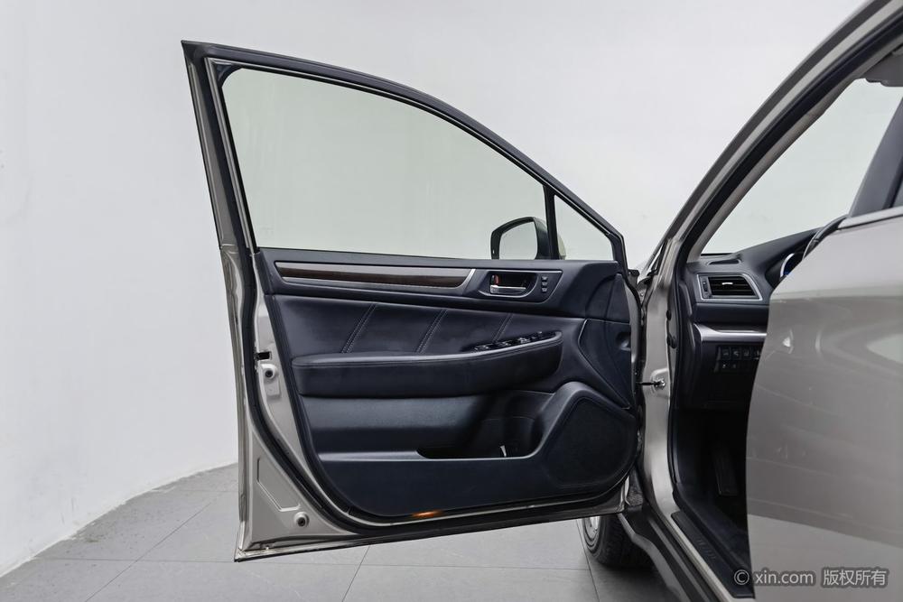 Subaru Outback 2016 модификация 2.5i Luxury Навигация Edition – фото 21