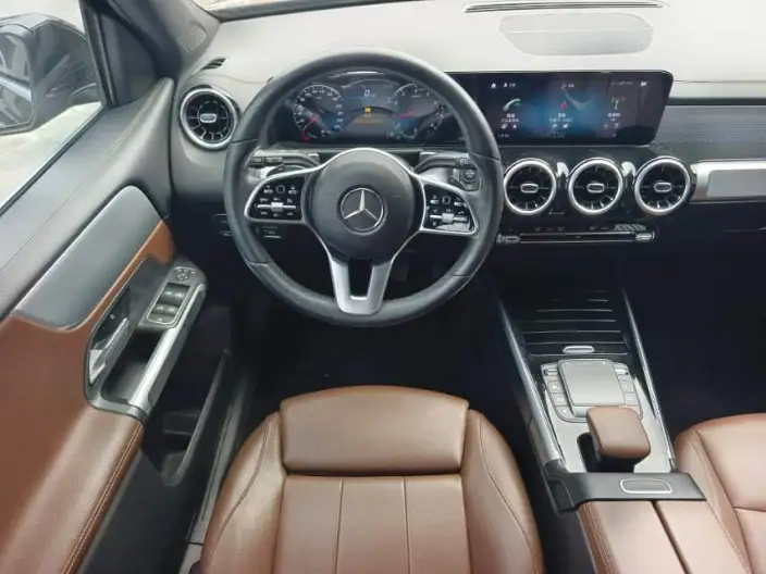 Mercedes-Benz GLB 2022 Model GLB 200 Fashion Model – фото 8