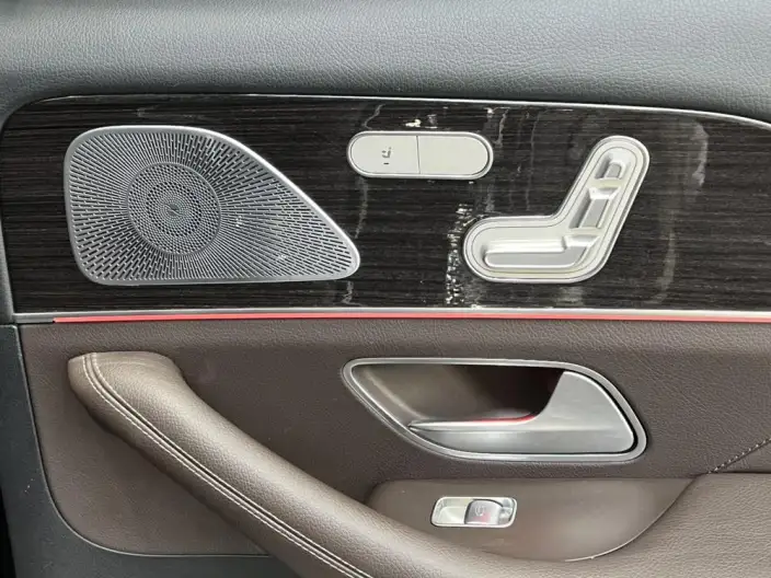 Mercedes-Benz GLE Imported 2023 Model GLE 350 4MATIC Fashion Model – фото 10
