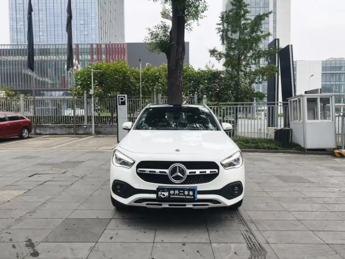 Mercedes-Benz GLA 2022 Model GLA 200 – фото 2