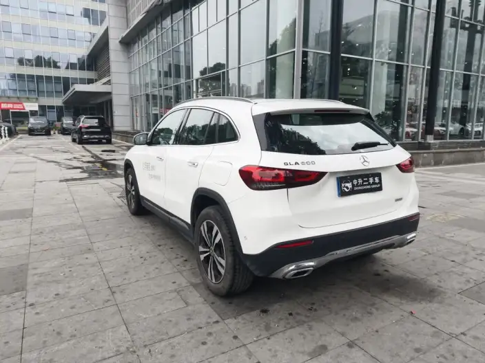 Mercedes-Benz GLA 2022 Model GLA 200 – фото 4