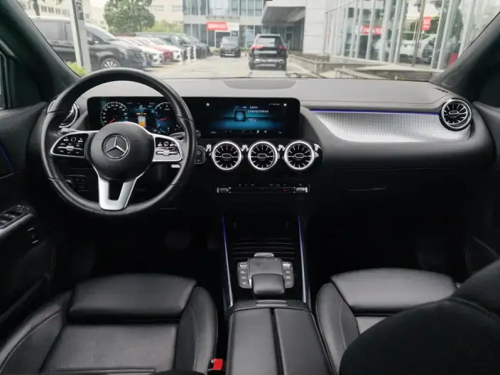 Mercedes-Benz GLA 2022 Model GLA 200 – фото 10