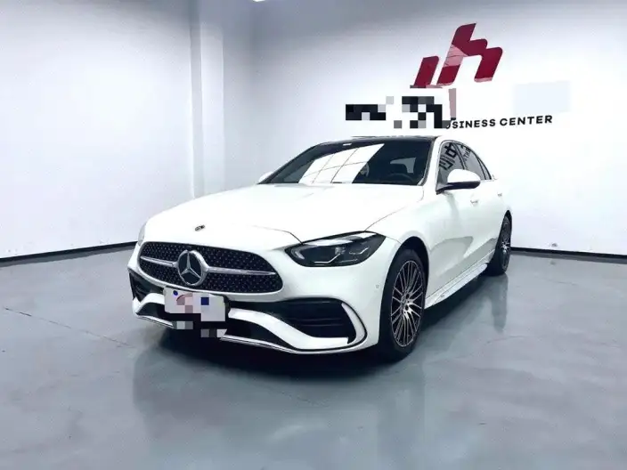 Mercedes-Benz C-Class 2023 Model C 260 L Sports Edition – фото 1
