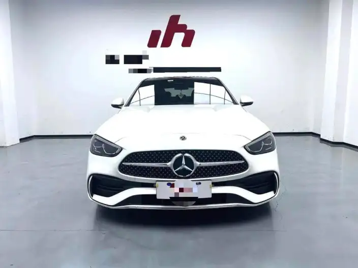 Mercedes-Benz C-Class 2023 Model C 260 L Sports Edition – фото 2