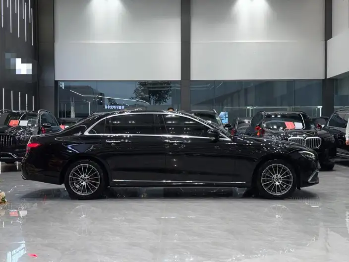 Mercedes-Benz E-Class 2022 Model E 260 L sedan – фото 5