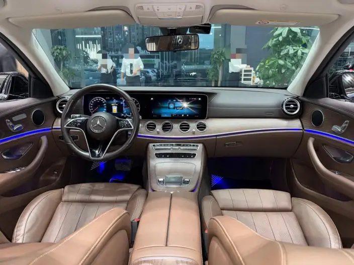 Mercedes-Benz E-Class 2022 Model E 260 L sedan – фото 6