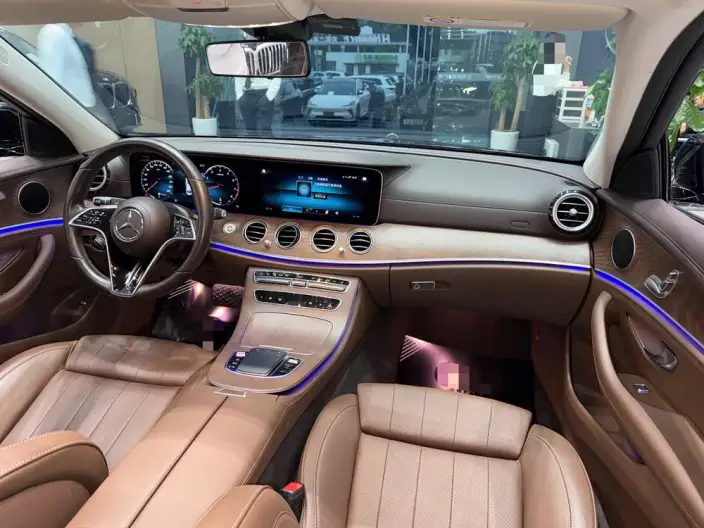 Mercedes-Benz E-Class 2022 Model E 260 L sedan – фото 7