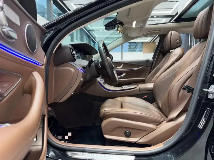 Mercedes-Benz E-Class 2022 Model E 260 L sedan – фото 8