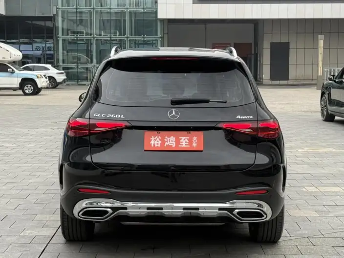 Mercedes-Benz GLC 2024 Model GLC 260 L 4MATIC Luxury Model 5 seat – фото 5