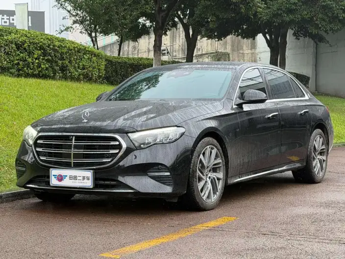 Mercedes-Benz E-Class 2024 Model E 300 L Fashion Model sedan – фото 1