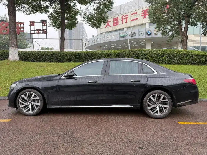 Mercedes-Benz E-Class 2024 Model E 300 L Fashion Model sedan – фото 3