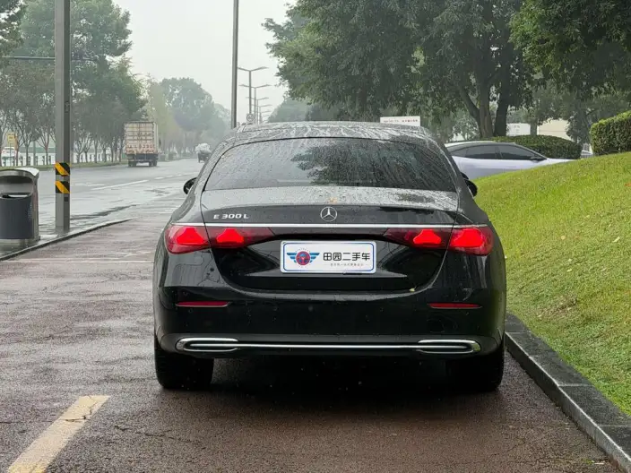 Mercedes-Benz E-Class 2024 Model E 300 L Fashion Model sedan – фото 5
