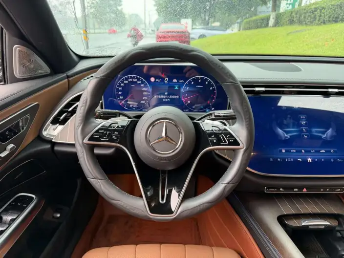 Mercedes-Benz E-Class 2024 Model E 300 L Fashion Model sedan – фото 10